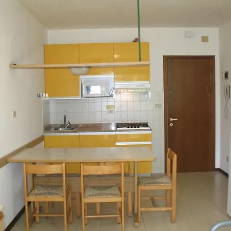 아파트 Croce Del Sud-5 By Interhome *